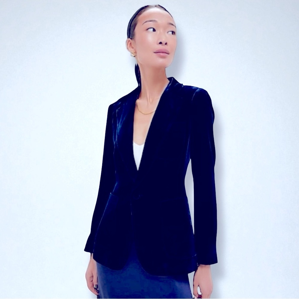 Ralph Lauren Purple Label Navy Velvet Blazer Two Button Jacket Size 2